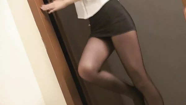 脱衣舞管年轻塔铁杆